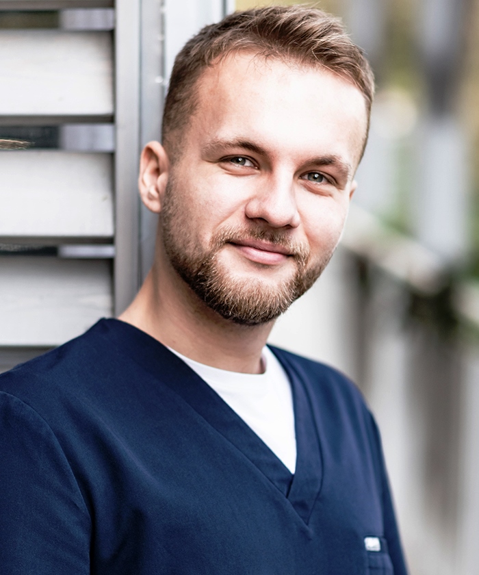 Nasz zespół:  Wojciech Dańczak. Fizjoterapeuta. Praktyka Ortodontyczna Orthosmile, Wrocław